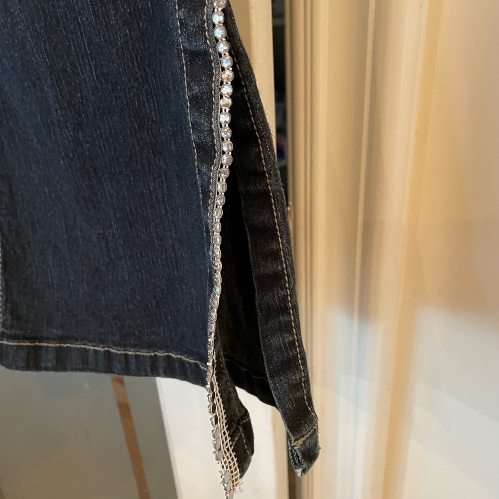 New ladies stretch jeans size 14.